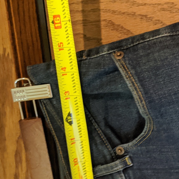 Levi's Classic Boot Cut Denim - Picture 4 of 6